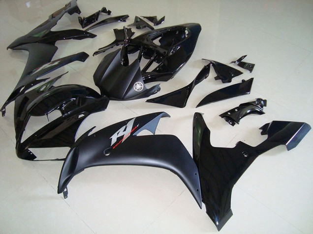 2004-2006 Glossy Black Yamaha YZF R1 Motorcycle Fairings 2004-2006 Glossy Black Yamaha YZF R1 Motorcycle Fairings