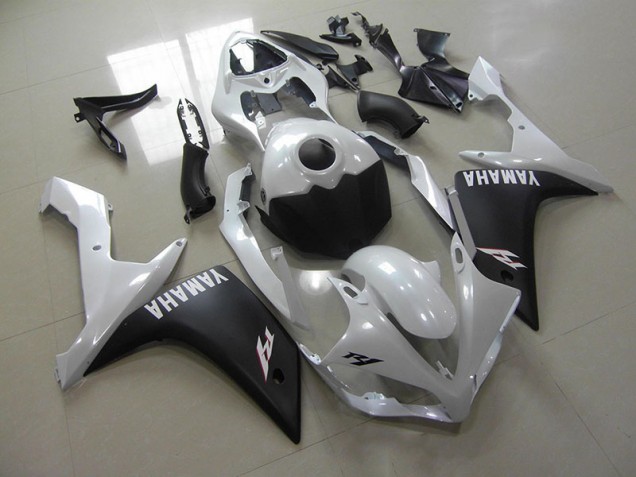2007-2008 Pearl White Matte Black Yamaha YZF R1 Motorcycle Fairings 2007-2008 Pearl White Matte Black Yamaha YZF R1 Motorcycle Fairings